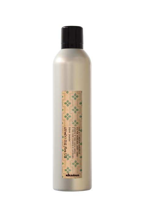 Лаки для волос:  Davines -  Лак средней фиксации для эластичного глянцевого стайлинга Medium Hold Hair-spray (400 мл)